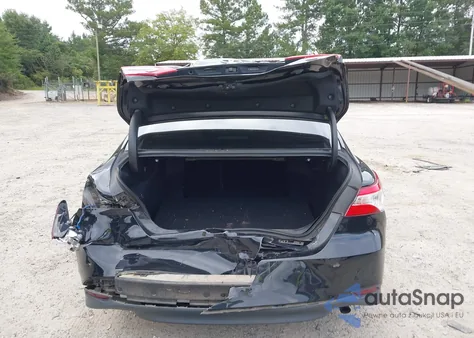 2018 Toyota Camry Le из США, поврежденный, VIN 4T1B11HK8JU616522